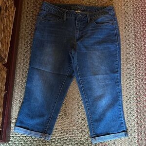 Faded Glory Women's Dark Blue Capris